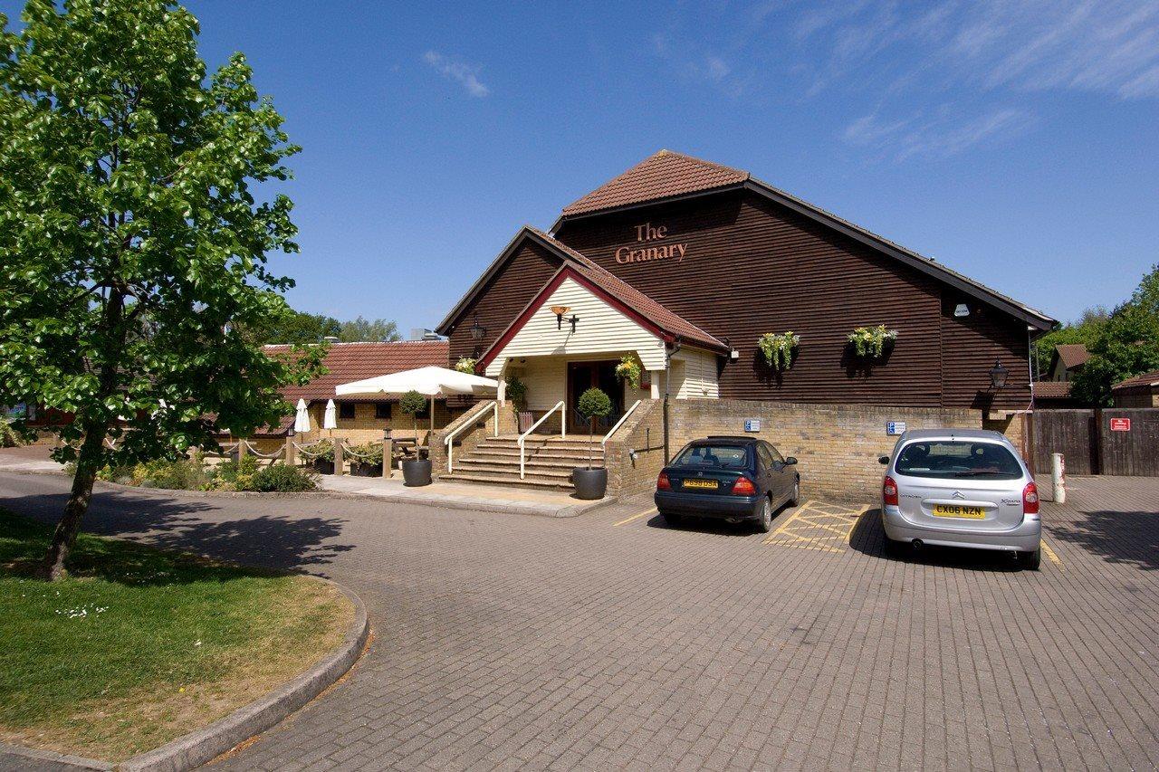 Premier Inn Peterborough - Ferry Meadows Extérieur photo